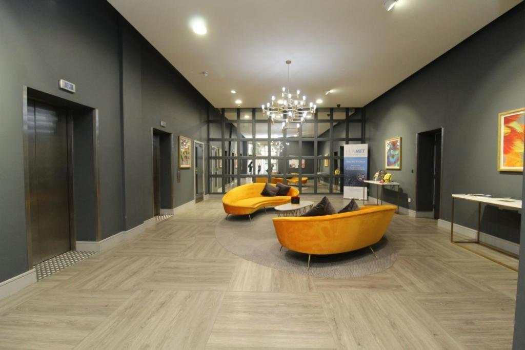 Centre Apt Opposite The Liver Building Apartment *